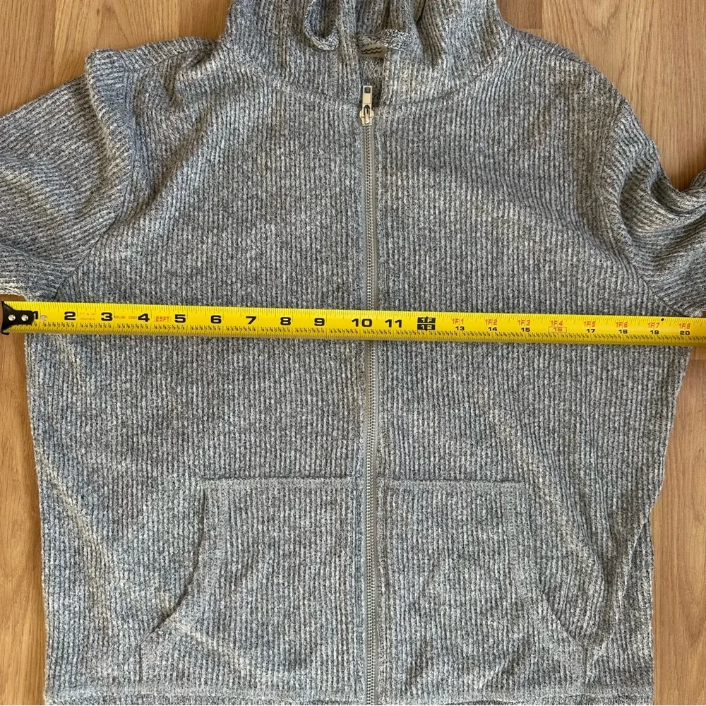 Ocean‎ Drive Gray Ribbed Zip-Up Sweater Small